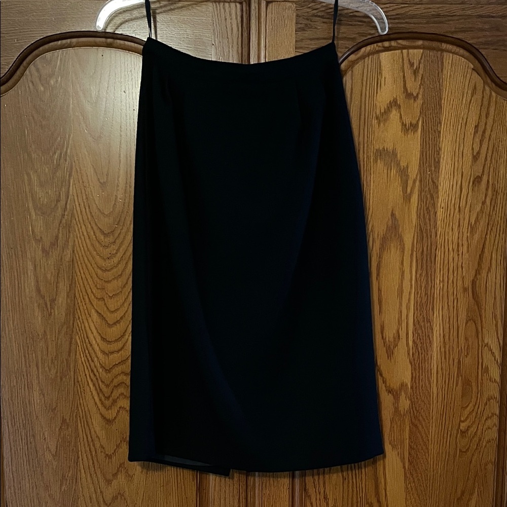 Elegant Black Wool Women's Skirt